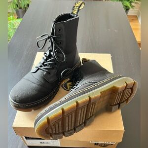 DR MARTENS COMBS BOOTS